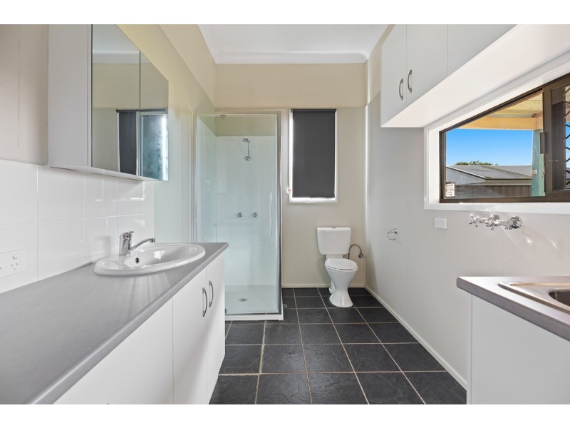 11 Weetwood Street, Newtown QLD 4350