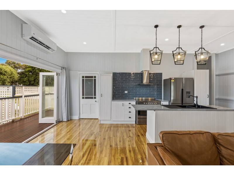 129 Taylor Street, Newtown QLD 4350