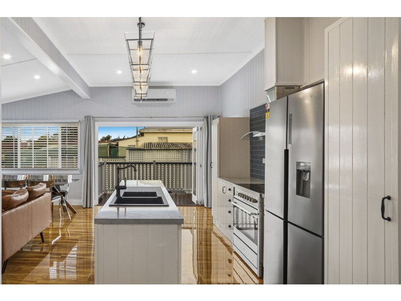 129 Taylor Street, Newtown QLD 4350