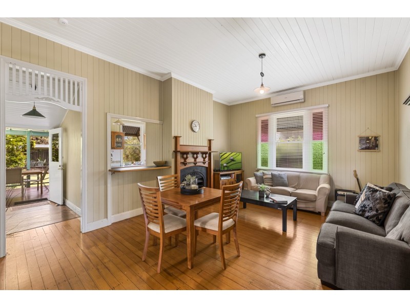 136 Hill Street, Newtown QLD 4350