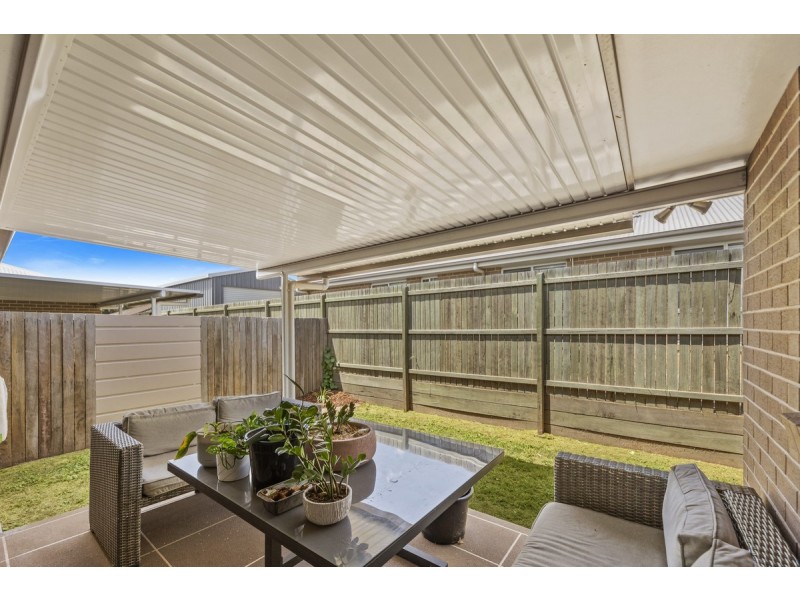 1/10 Owl Court, Kleinton QLD 4352