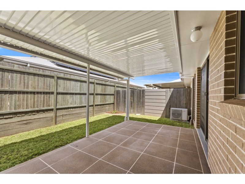 1/10 Owl Court, Kleinton QLD 4352