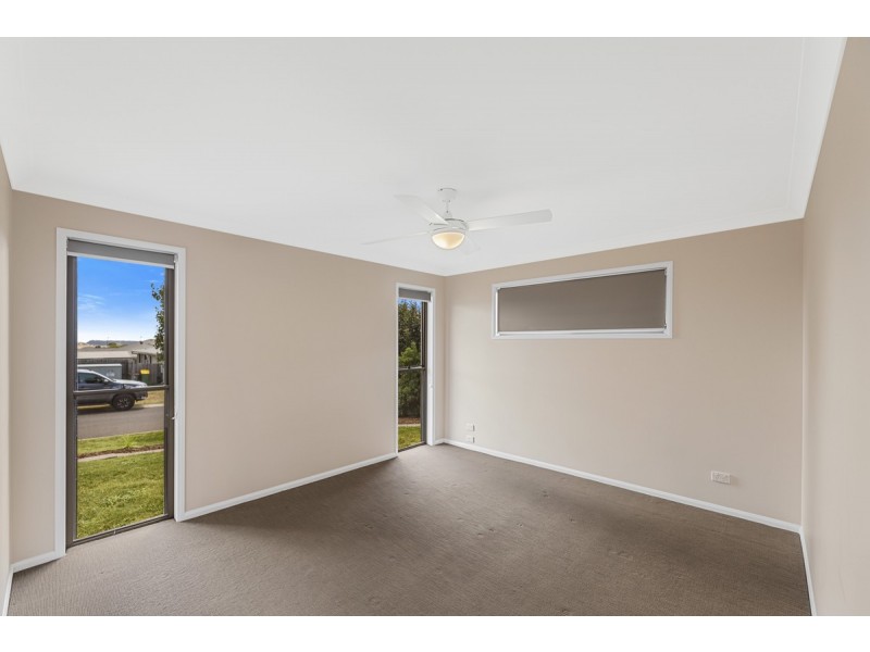 1/10 Owl Court, Kleinton QLD 4352