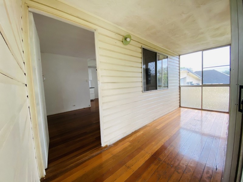 15 Celtic Street, Coopers Plains QLD 4108