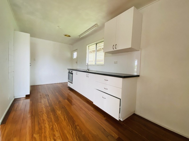 15 Celtic Street, Coopers Plains QLD 4108