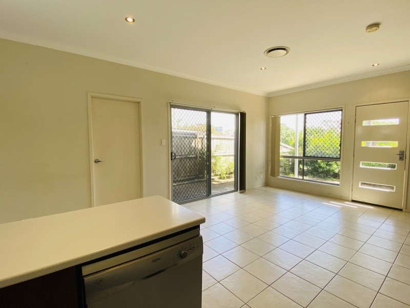 3/42 Moore Street, Morningside QLD 4170