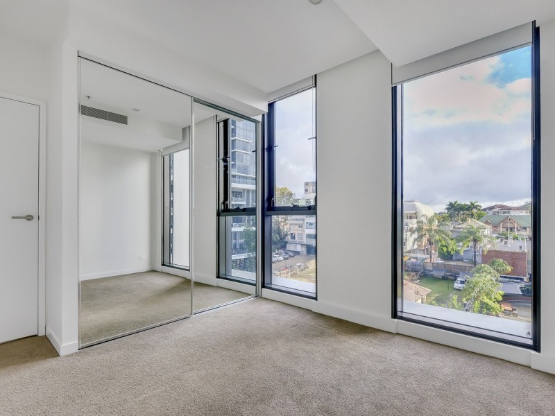 20305/22-36 Railway Terrace, Milton QLD 4064