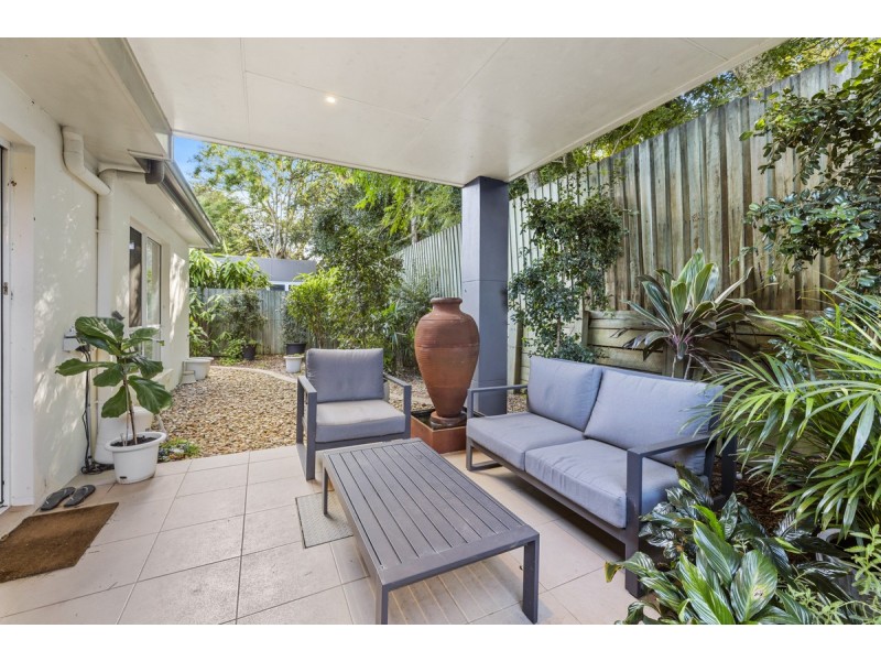 2/1 Barry Street, Mount Lofty QLD 4350