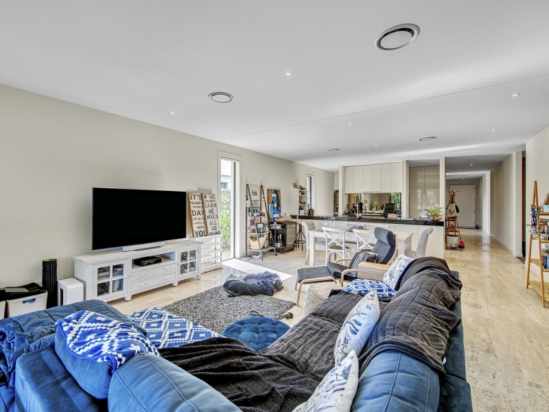 2645 The Address, Hope Island QLD 4212