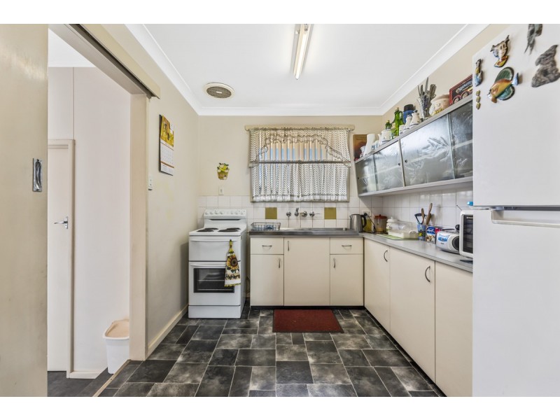 6 Ipswich Street, East Toowoomba QLD 4350