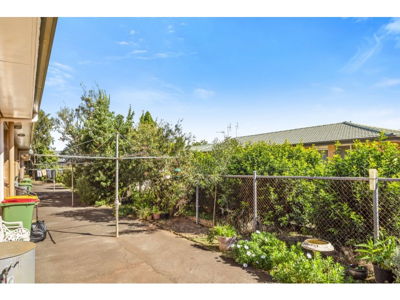 6 Ipswich Street, East Toowoomba QLD 4350