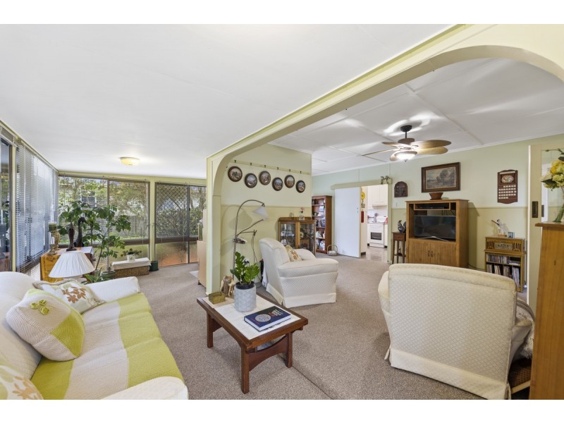 6 Wyndham Street, North Toowoomba QLD 4350