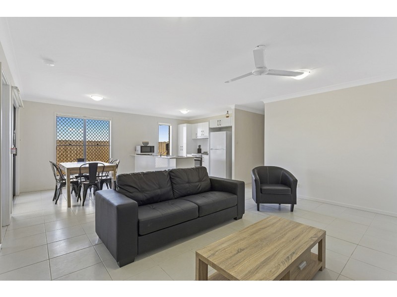 1/23 Alpine Court, Cranley QLD 4350