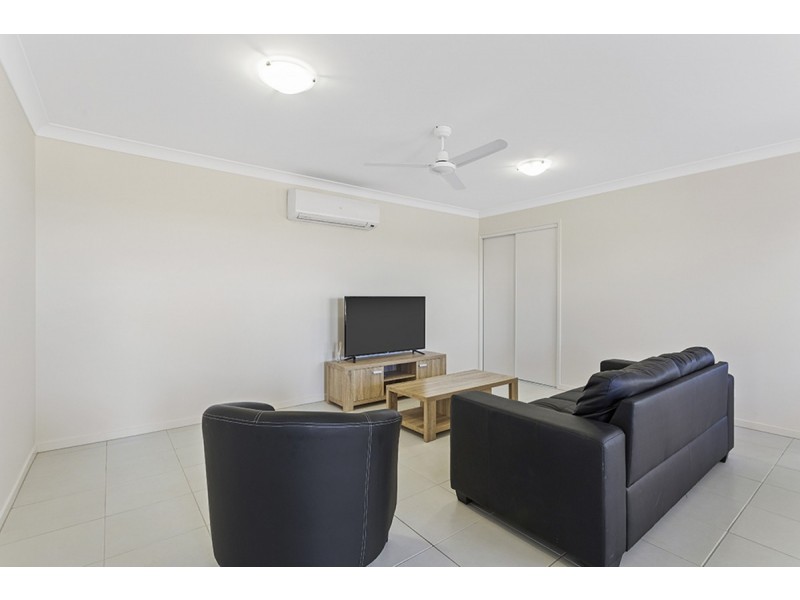 1/23 Alpine Court, Cranley QLD 4350