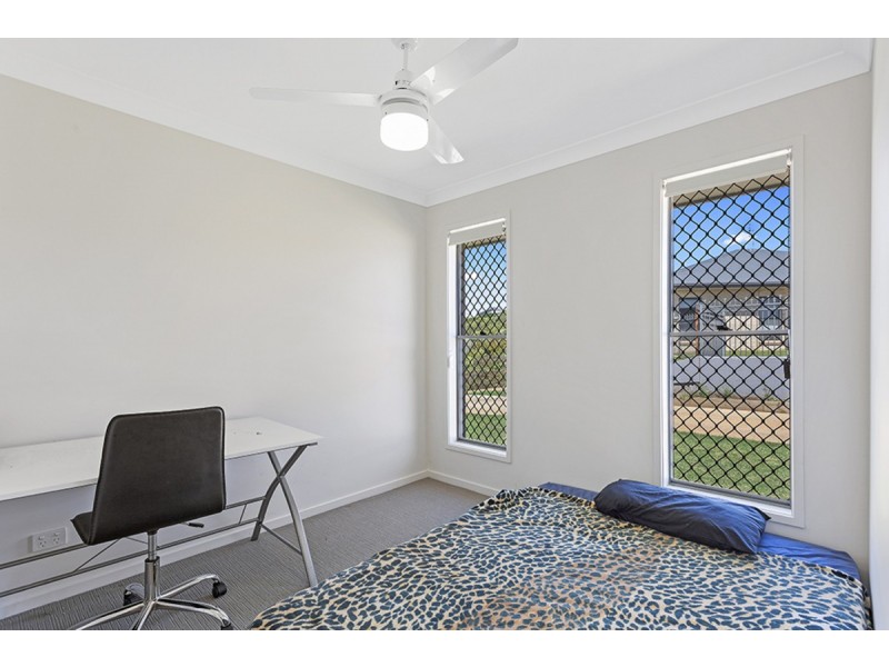 1/23 Alpine Court, Cranley QLD 4350