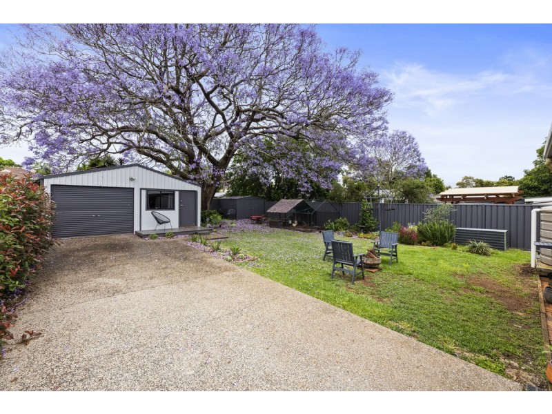 26 Henderson Street, Newtown QLD 4350