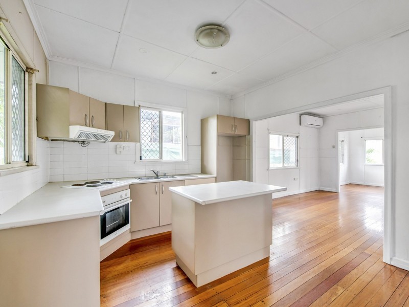 12 Barram Street, Goodna QLD 4300