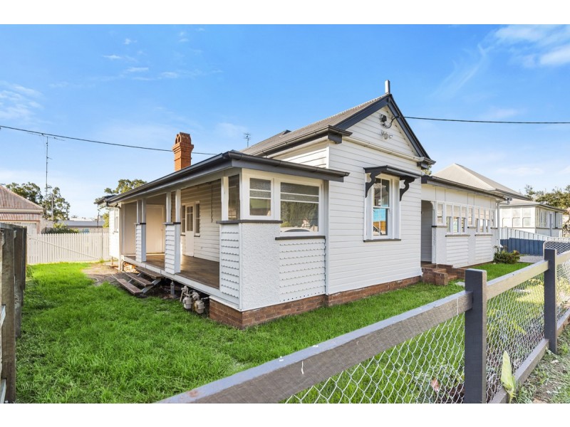 5 Kirk Street, Toowoomba City QLD 4350