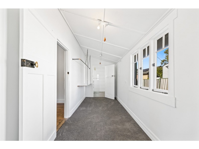 5 Kirk Street, Toowoomba City QLD 4350