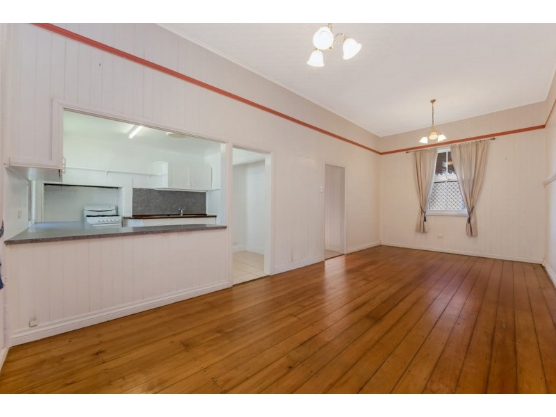281 Hume Street, South Toowoomba QLD 4350