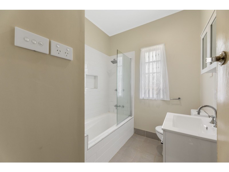 22 Wonga Street, Harlaxton QLD 4350