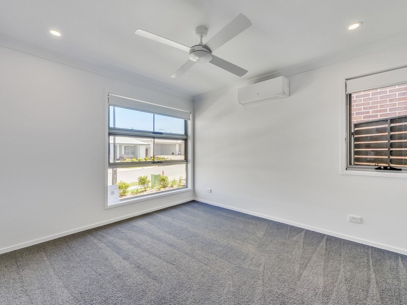 13 Austin Way, Park Ridge QLD 4125