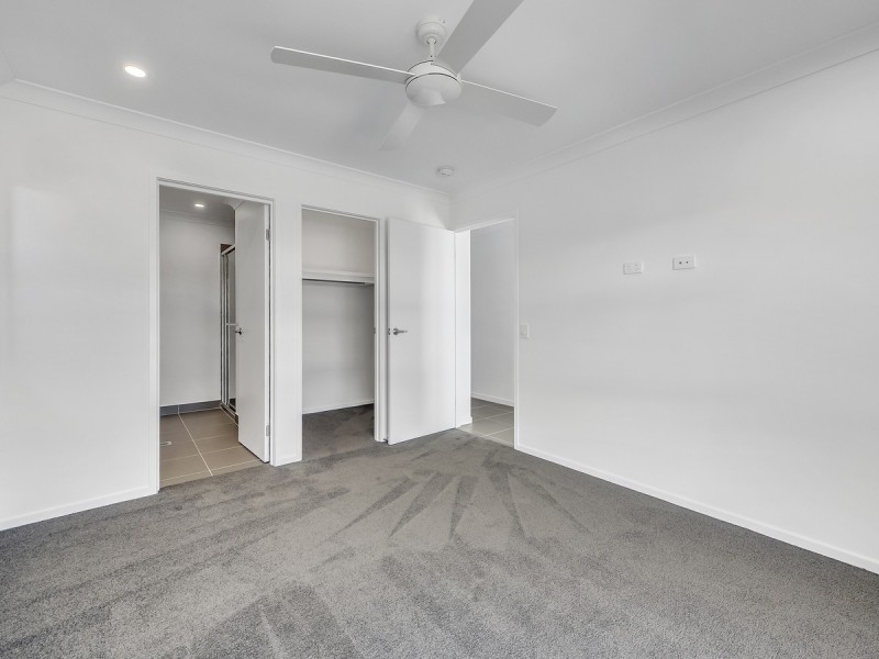 13 Austin Way, Park Ridge QLD 4125