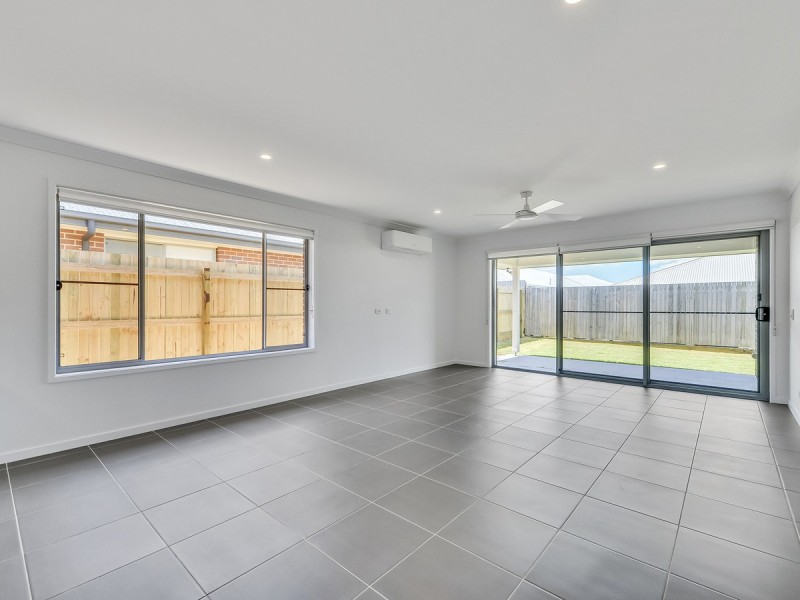 13 Austin Way, Park Ridge QLD 4125