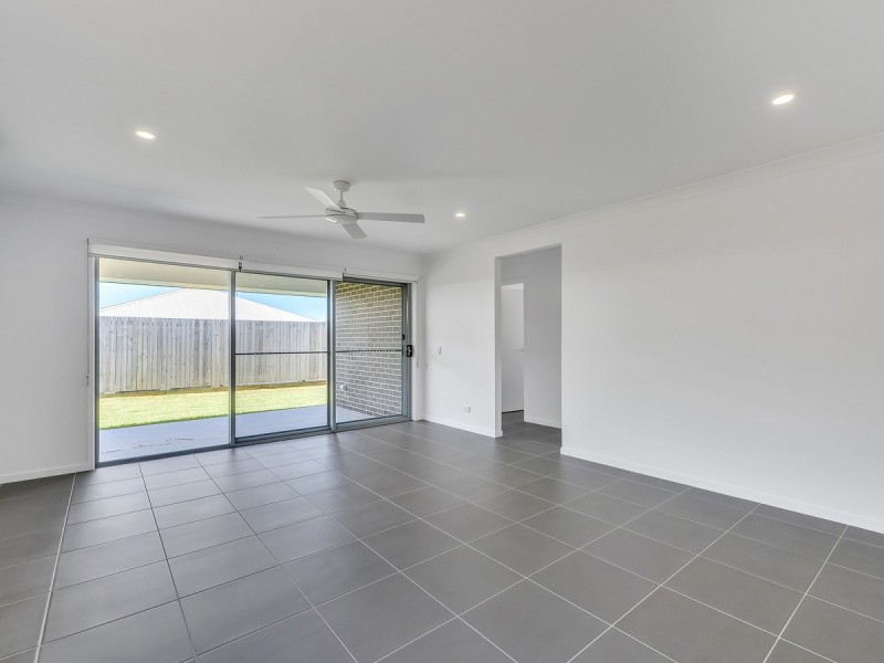 13 Austin Way, Park Ridge QLD 4125