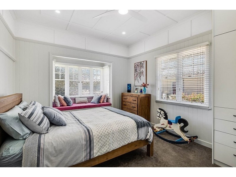 10 Vacy Street, Newtown QLD 4350