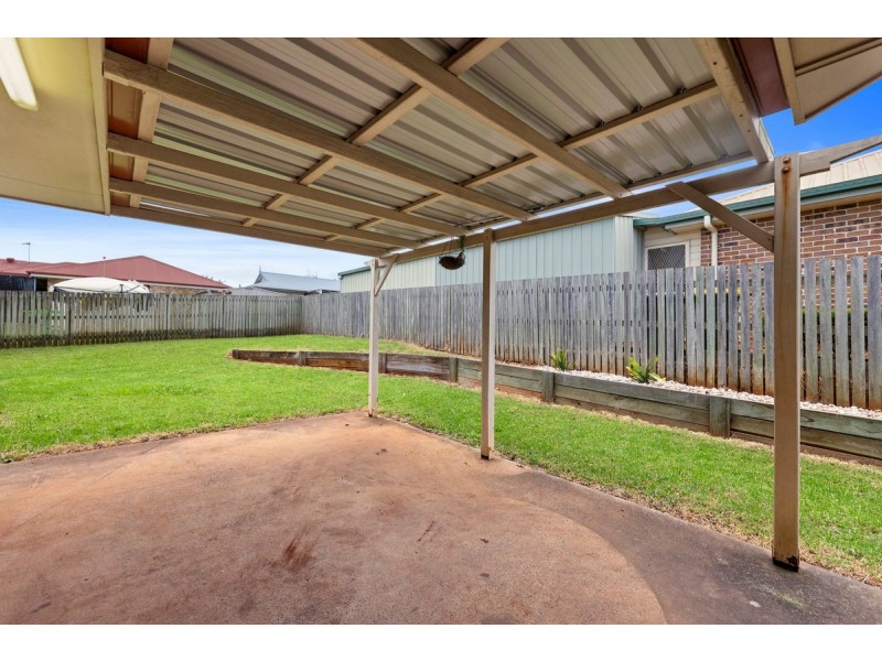 15 Todwana Court, Glenvale QLD 4350
