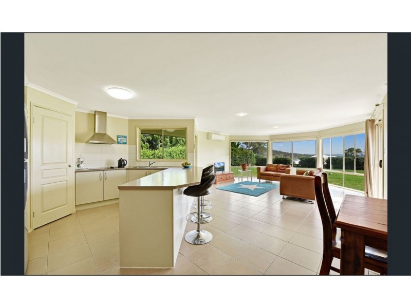 92 Peters Road, Meringandan West QLD 4352