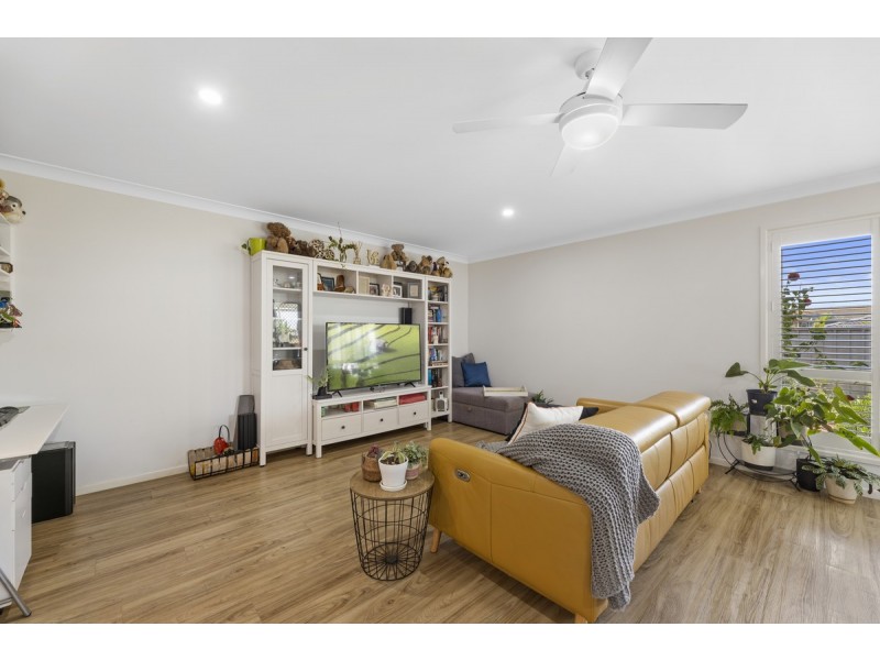 15 Risdon Street, Newtown QLD 4350