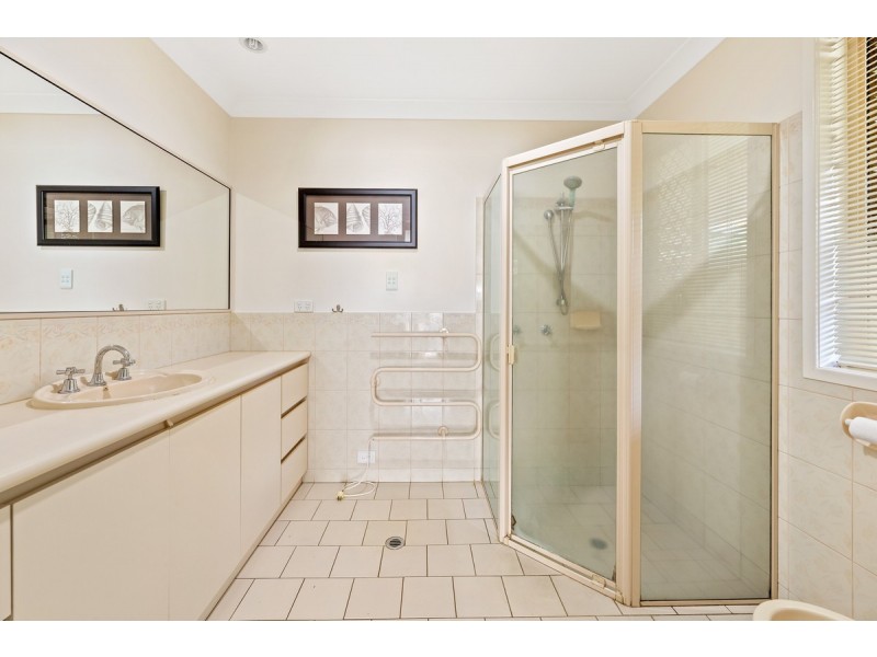 1 Pigott Drive, Rangeville QLD 4350