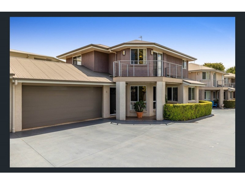 2/114 Drayton Road, Harristown QLD 4350