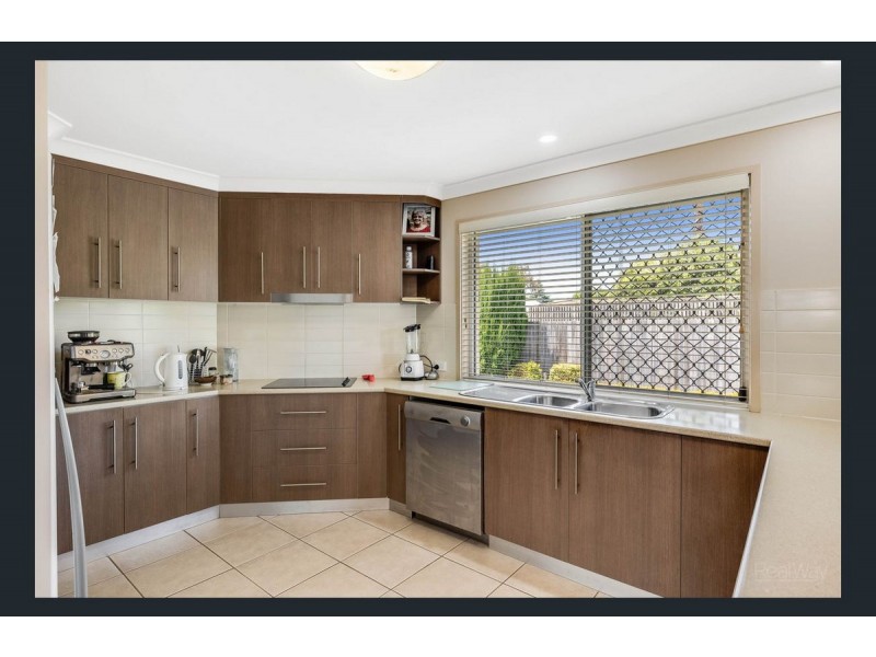 2/114 Drayton Road, Harristown QLD 4350