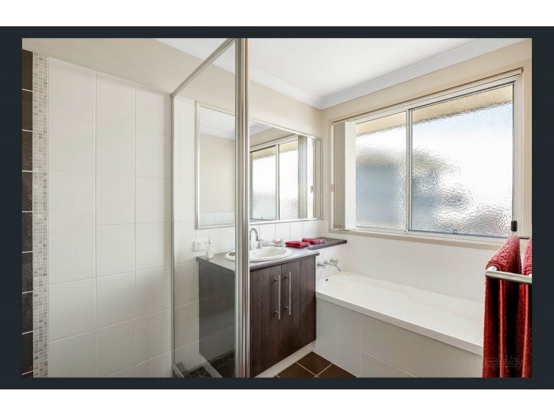 2/114 Drayton Road, Harristown QLD 4350