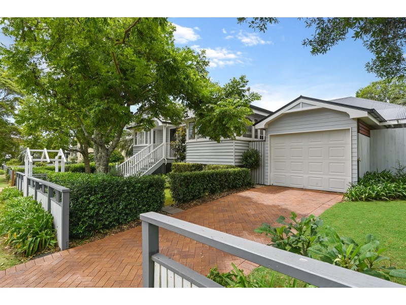 43 Alford Street, Mount Lofty QLD 4350