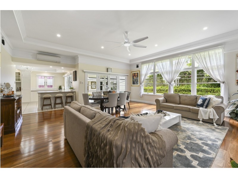 43 Alford Street, Mount Lofty QLD 4350