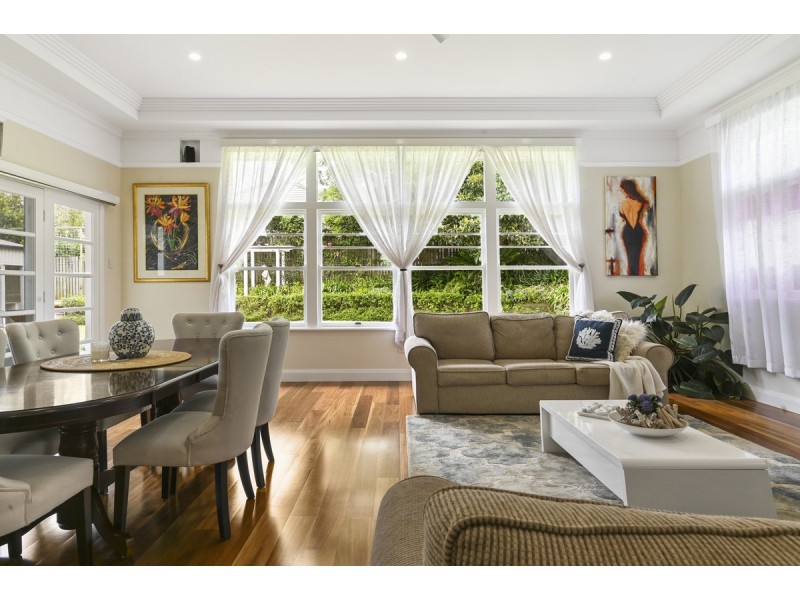 43 Alford Street, Mount Lofty QLD 4350