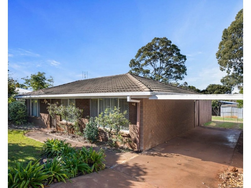 24 Noll Street, Kearneys Spring QLD 4350