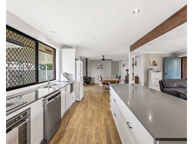 5 Tea Tree Court, Newtown QLD 4350