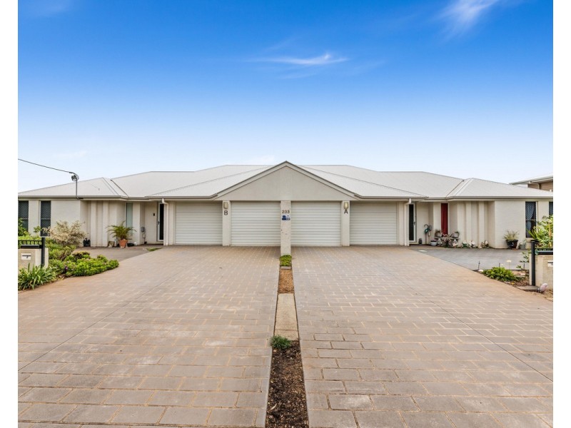 233 Nelson Street, Kearneys Spring QLD 4350