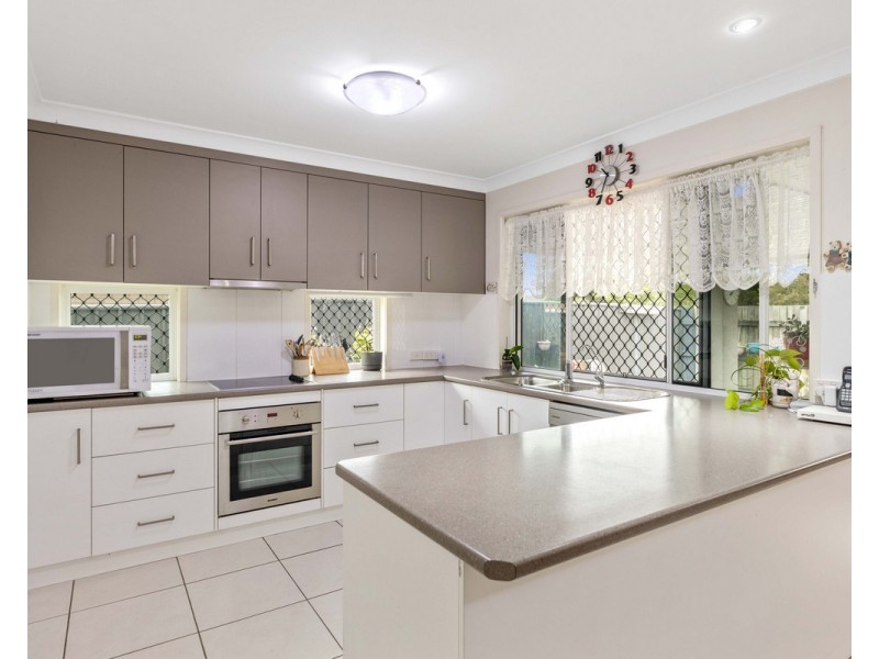 233 Nelson Street, Kearneys Spring QLD 4350