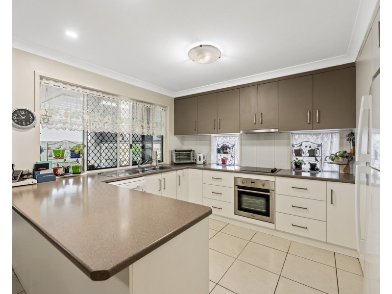 233 Nelson Street, Kearneys Spring QLD 4350