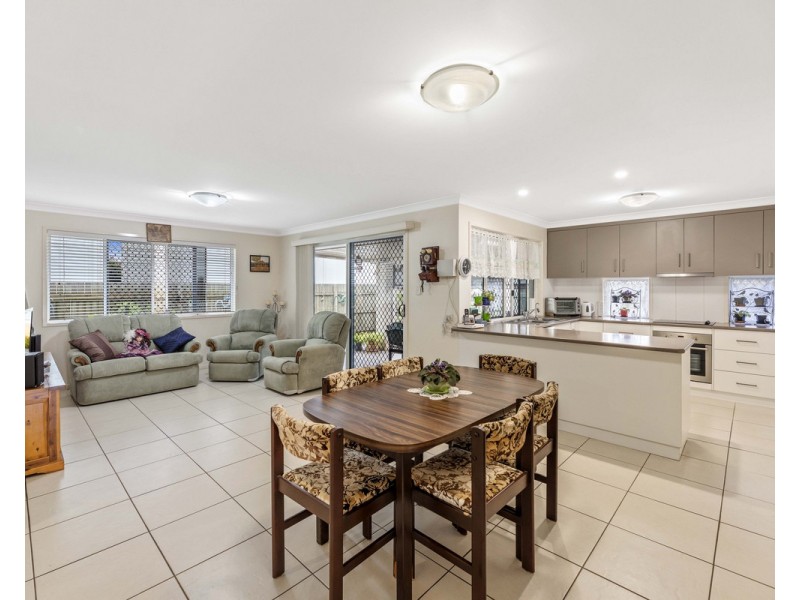 233 Nelson Street, Kearneys Spring QLD 4350