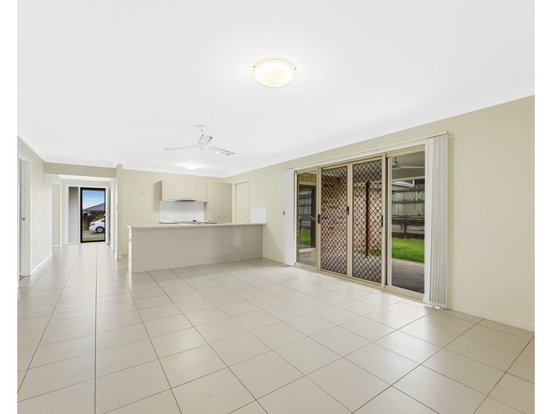 38 Wandoo Crescent, Westbrook QLD 4350