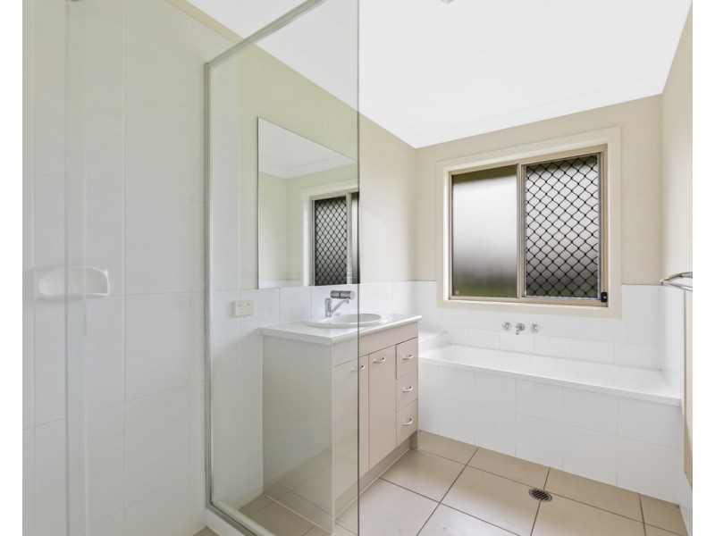 38 Wandoo Crescent, Westbrook QLD 4350
