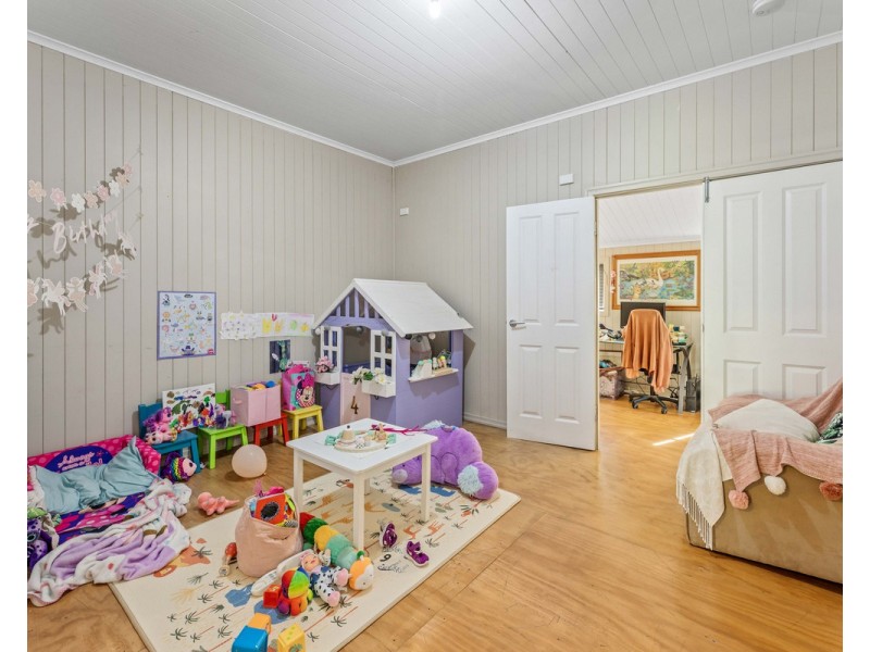 3861 Esk-Hampton Road, Ravensbourne QLD 4352