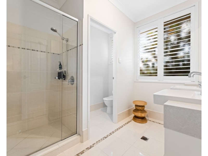 94 Spring Street, Middle Ridge QLD 4350